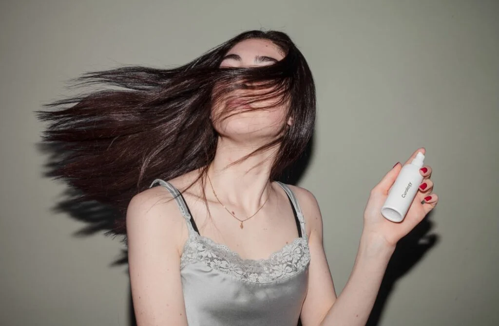 Sunscreen for Hair: Benefits, Types, Application 3 beauty hacks for girls -hair spray for smooth hair