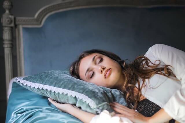 sleep how to improve skin quality naturally