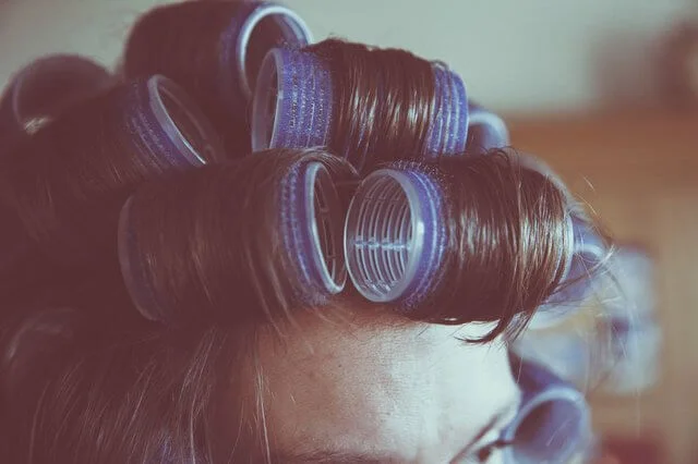 Easy Way to Curl Your Hair Without Heat 5 hair roller for way to curl your hair without heat