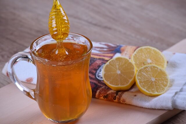 honey and lemon face mask