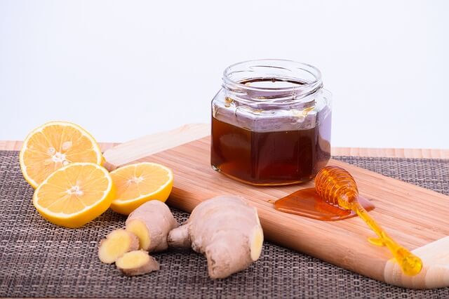 honey and lemon face mask