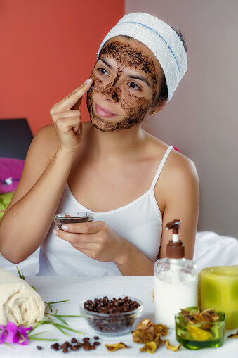 coffee and honey face mask