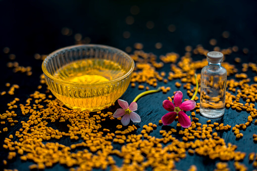 uses of chamomile oil for hair