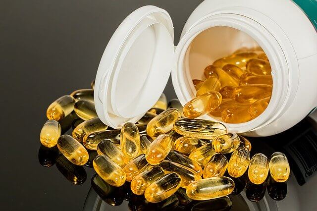 vitamin E capsule for skin- get rid of stretch marks