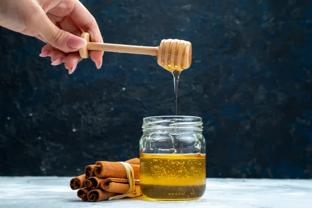 honey and cinnamon mask