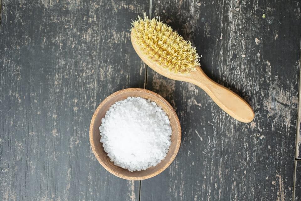 how to use sea salt for skin