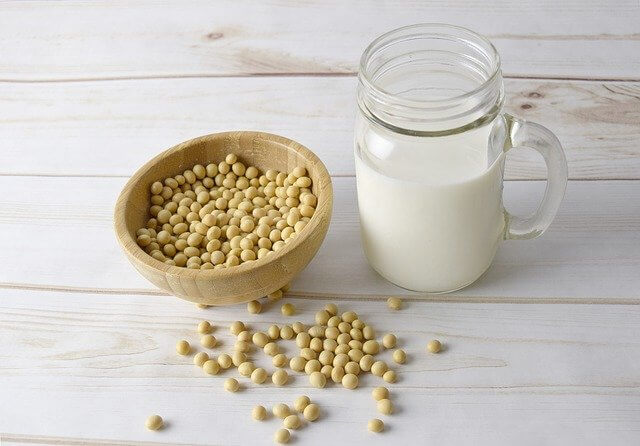 soy milk benefits for skin