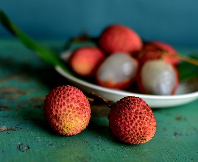 lychee benefits for hair